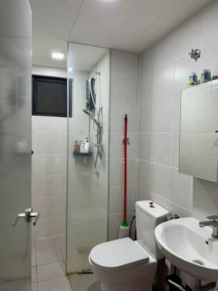 Kondominium untuk Disewa di EdgeWood Residences @ SkySanctuary - Aames Chow - Bathroom - PropertyGuru.com.my