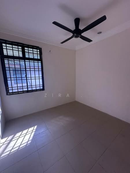 Rumah Teres 2 Tingkat untuk Dijual di Taman Scientex Pasir Gudang (Pasir Gudang) - Zira . - Interior - PropertyGuru.com.my