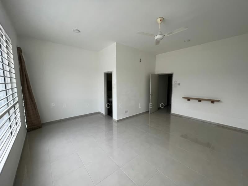Rumah Teres 2 Tingkat untuk Dijual di Bandar Tasik Puteri (Rawang) - Patrick Leong - Living Room - PropertyGuru.com.my