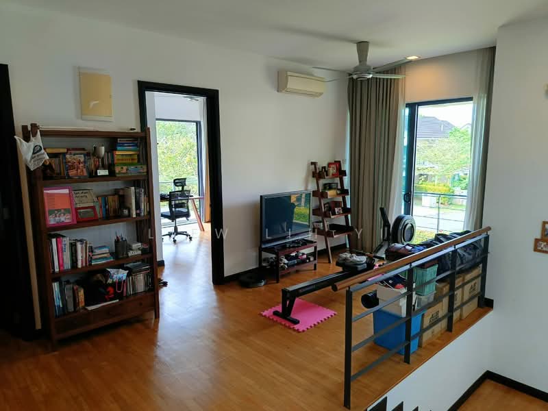 Bungalow for Sale in Leisure Farm (Gelang Patah) - Liew Lih Yi - Living Room - PropertyGuru.com.my
