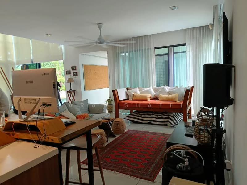 Bungalow for Sale in Leisure Farm (Gelang Patah) - Sarah Shaffi - Living Room - PropertyGuru.com.my