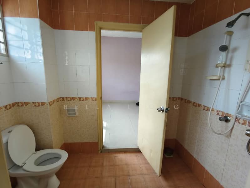 Semi-Detached House for Sale in Petaling Jaya (Selangor) - Bella Leong - Bathroom - PropertyGuru.com.my