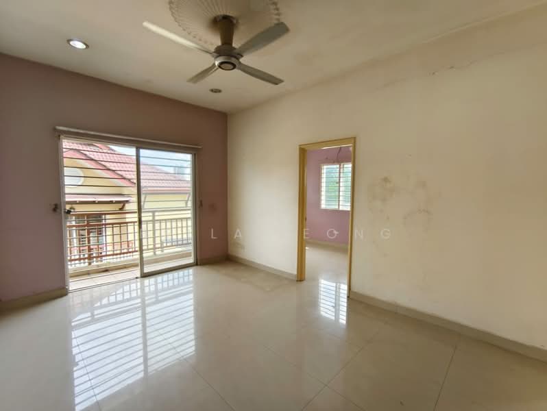 Semi-Detached House for Sale in Petaling Jaya (Selangor) - Bella Leong - Living Room - PropertyGuru.com.my