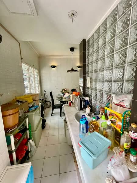 Rumah Teres untuk Dijual di Subang Jaya (Selangor) - Patrick Leong - Kitchen - PropertyGuru.com.my
