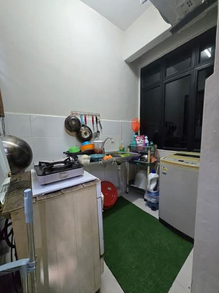 Rumah Teres 2 Tingkat untuk Dijual di Taman Daya (Johor Bahru) - Zira . - Kitchen - PropertyGuru.com.my