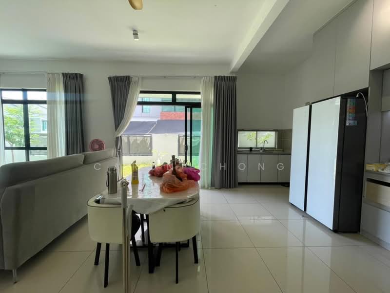 Cluster House for Sale in Gelang Patah (Johor) - Caren Chong - Living Room - PropertyGuru.com.my