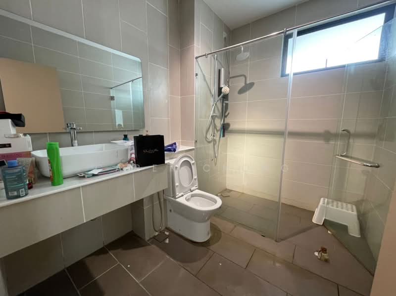 Cluster House for Sale in Gelang Patah (Johor) - Caren Chong - Bathroom - PropertyGuru.com.my