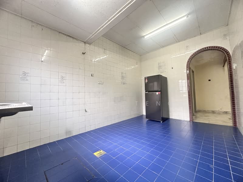 1-storey Terraced House for Sale in Klang Selatan (Klang) - Elaine Teng - Kitchen - PropertyGuru.com.my