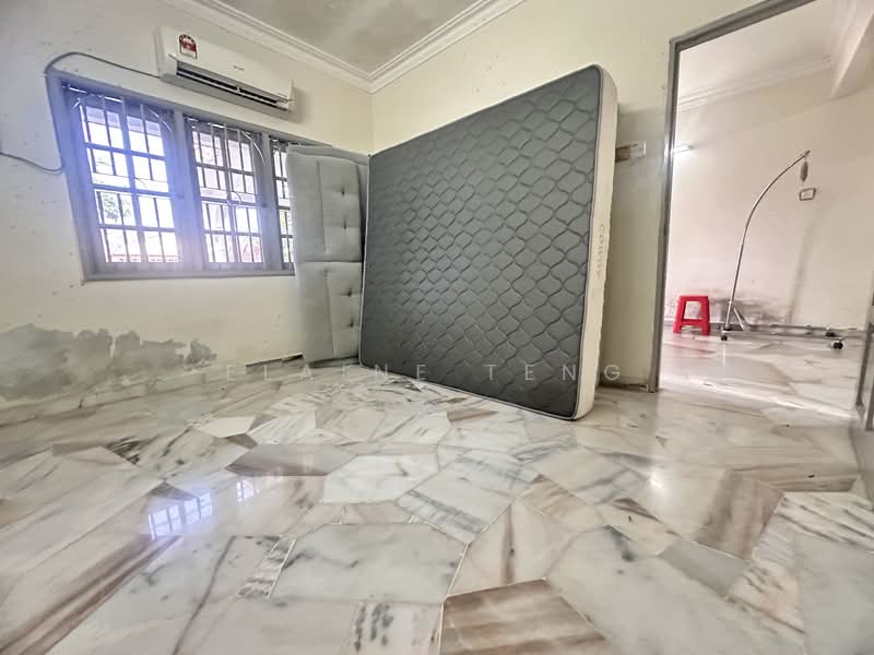 1-storey Terraced House for Sale in Klang Selatan (Klang) - Elaine Teng - PropertyGuru.com.my