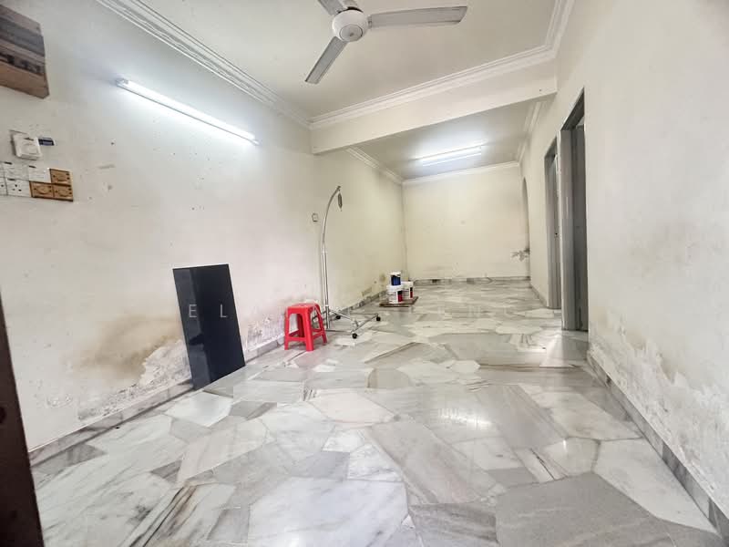 1-storey Terraced House for Sale in Klang Selatan (Klang) - Elaine Teng - PropertyGuru.com.my