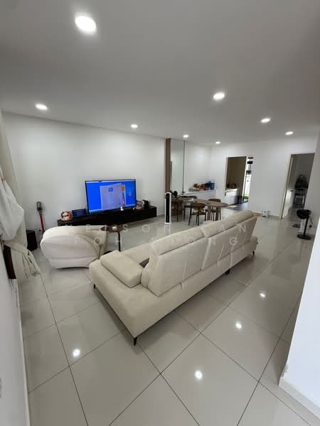2-storey Terraced House for Sale in Taman Ekoflora (Johor Bahru) - Nelson Tan Poh Kiong - Living Room - PropertyGuru.com.my