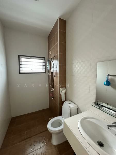 Semi-Detached House for Rent in Horizon Hills (Iskandar Puteri (Nusajaya)) - Sarah Shaffi - Bathroom - PropertyGuru.com.my