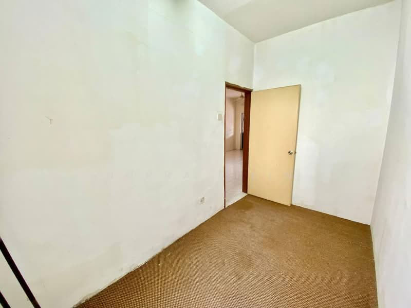 Rumah Teres 2 Tingkat untuk Dijual di Taman Pinggiran Putra (Seri Kembangan) - Nurra Eikin - Interior - PropertyGuru.com.my