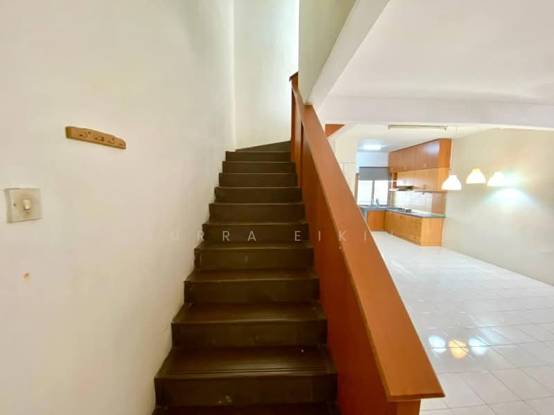 Rumah Teres 2 Tingkat untuk Dijual di Taman Pinggiran Putra (Seri Kembangan) - Nurra Eikin - Interior - PropertyGuru.com.my