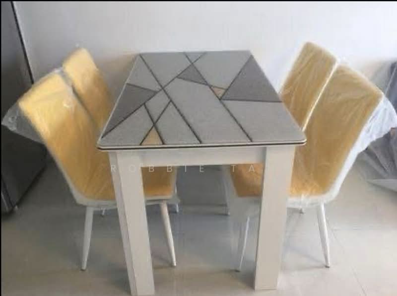 Service Residence for Rent at Country Garden Central Park - Robbie Tan - Dining Room - PropertyGuru.com.my