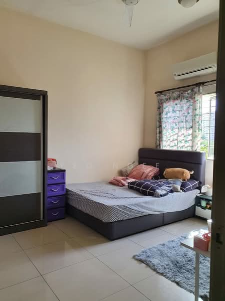 Rumah Bandar untuk Dijual di Kampung Sungai Kayu Ara (Petaling Jaya) - Yeo Ngee - Bedroom - PropertyGuru.com.my