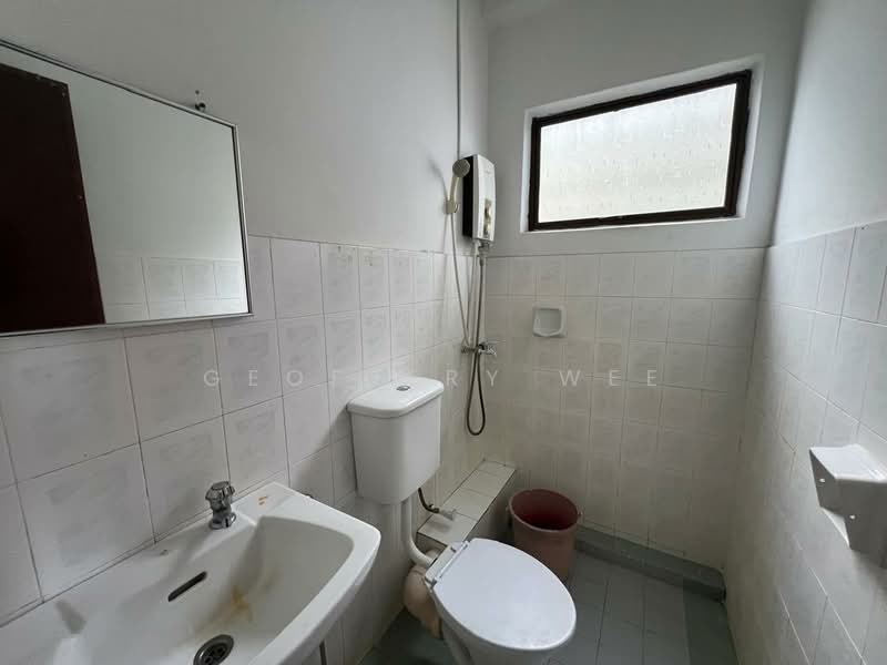 Apartment for Rent at Kenanga (Park View Court) - Geoffery Wee - Bathroom - PropertyGuru.com.my