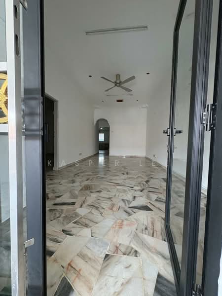 Rumah Teres 2 Tingkat untuk Dijual di Johor Bahru (Johor) - Kasper Lee - Entrance - PropertyGuru.com.my