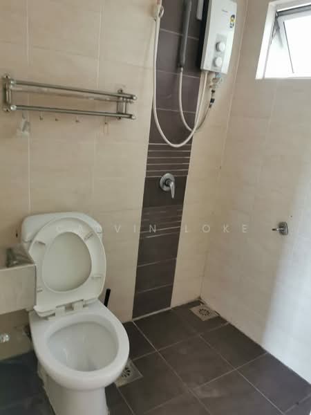 Condominium for Rent at Cova Suites - Calvin Loke - Bathroom - PropertyGuru.com.my