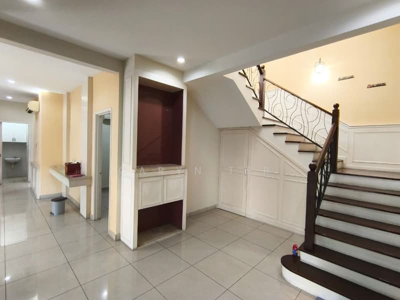 Cluster House for Sale in Taman Sutera Utama (Skudai) - Caryn Ter - Entrance - PropertyGuru.com.my