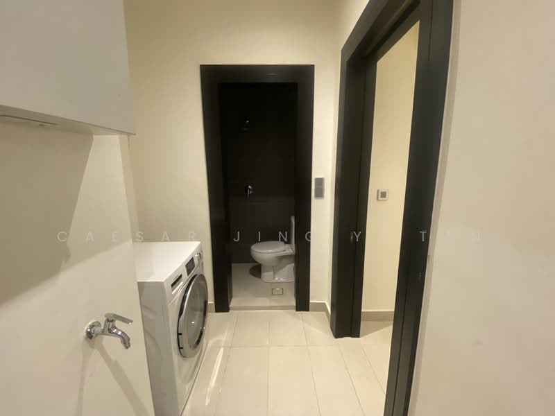 Servis Apartment untuk Dijual di The Ritz-Carlton Residences - Caesar Jing Yi Tan - Bathroom - PropertyGuru.com.my
