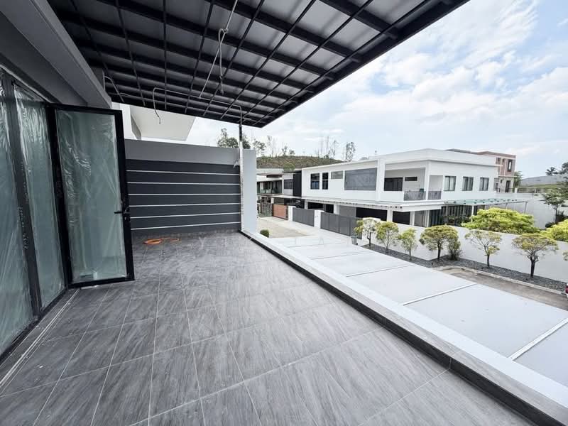 Semi-Detached House for Sale in Austin Heights (Tebrau) - Yik Tat - PropertyGuru.com.my