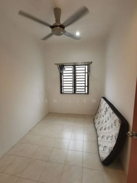 2-storey Terraced House for Rent in Kelapa Sawit (Kulai) - Ken Liew - Bedroom - PropertyGuru.com.my