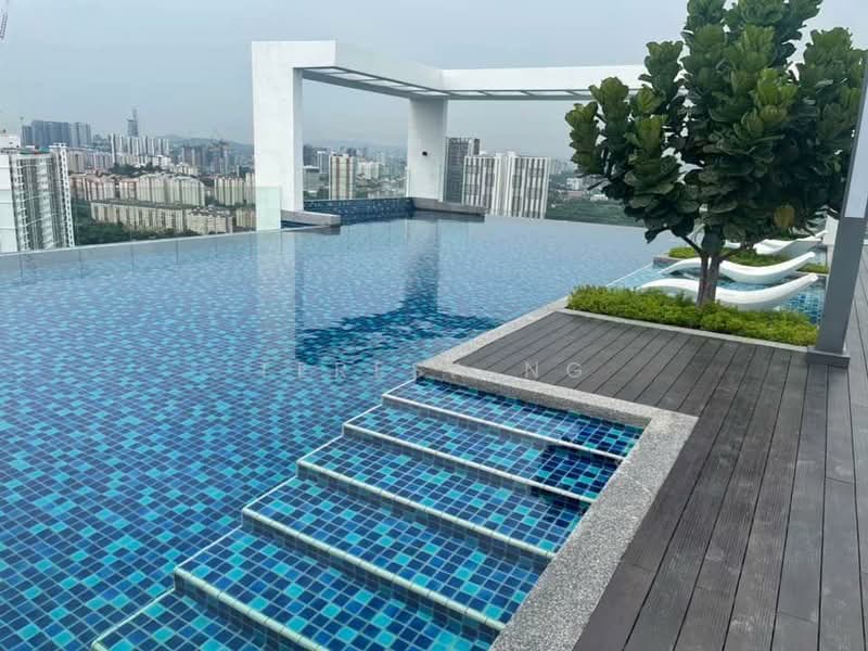 Servis Apartment untuk Disewa di Far East - Teresa Ng - Pool - PropertyGuru.com.my