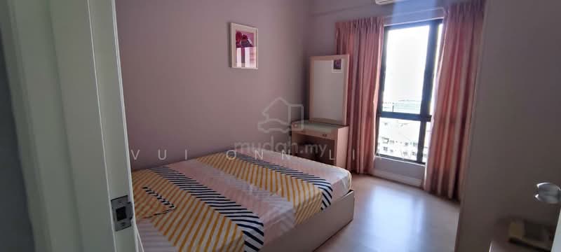 Kondominium untuk Disewa di Marina Court Resort Condominium - Vui Onn Liaw - Bedroom - PropertyGuru.com.my