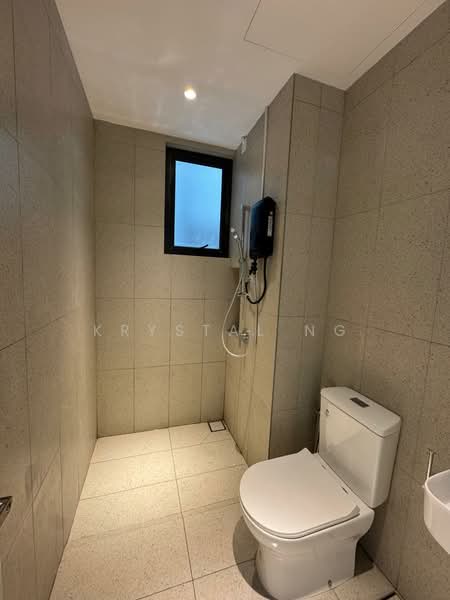 Servis Apartment untuk Disewa di Alira @ Metropark Subang - Krystal Ng - Bathroom - PropertyGuru.com.my