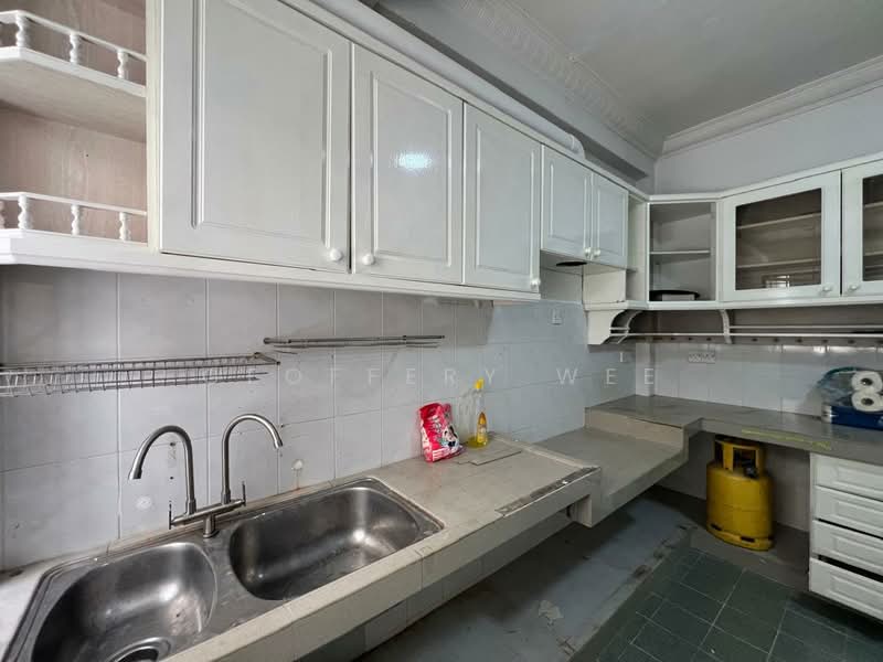 Apartment for Sale at Kenanga (Park View Court) - Geoffery Wee - Kitchen - PropertyGuru.com.my