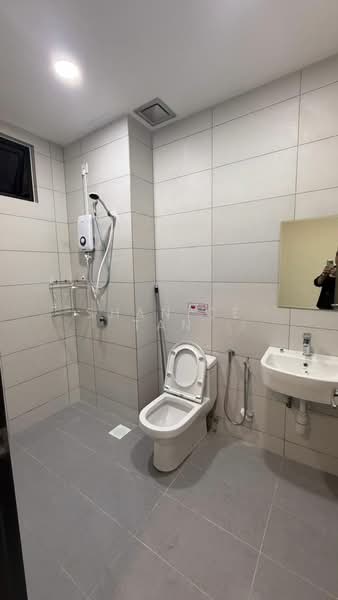 Servis Apartment untuk Dijual di Meldrum Heights (Residensi Meldrum) - Shanice Tan - Bathroom - PropertyGuru.com.my