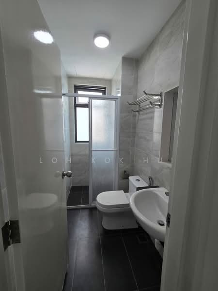 Kondominium untuk Disewa di SKS Pavillion Residences - Loh Kok Hui - Bathroom - PropertyGuru.com.my