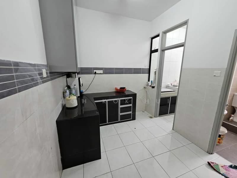 Rumah Teres 2 Tingkat untuk Dijual di Bukit Indah (Iskandar Puteri (Nusajaya)) - Loh Kok Hui - Kitchen - PropertyGuru.com.my