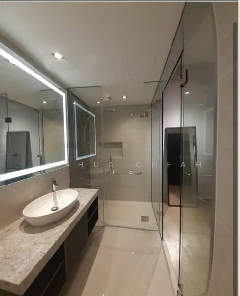 Service Residence for Sale at Star Residences One - Joshua Cheah - Bathroom - PropertyGuru.com.my