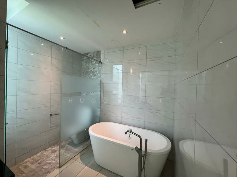 Bungalow House untuk Disewa di Kuchai Lama (Kuala Lumpur) - Hugo Gooi - Bathroom - PropertyGuru.com.my