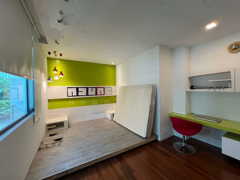 Bungalow House untuk Disewa di Kuchai Lama (Kuala Lumpur) - Hugo Gooi - Bedroom - PropertyGuru.com.my
