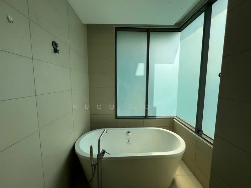 Bungalow House untuk Disewa di Kuchai Lama (Kuala Lumpur) - Hugo Gooi - Bathroom - PropertyGuru.com.my