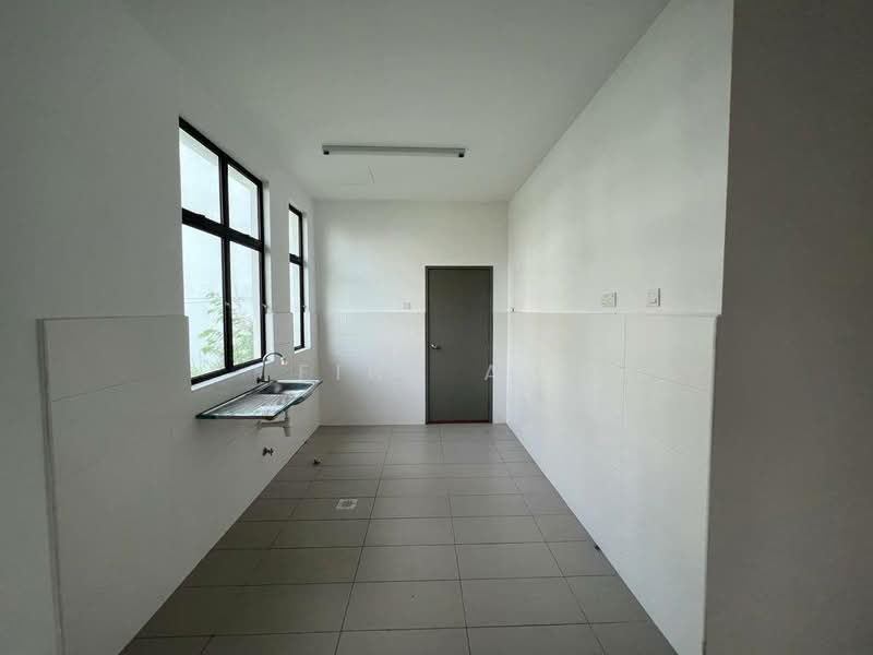 Cluster House for Sale in Skudai (Johor) - Finn Aw - Kitchen - PropertyGuru.com.my