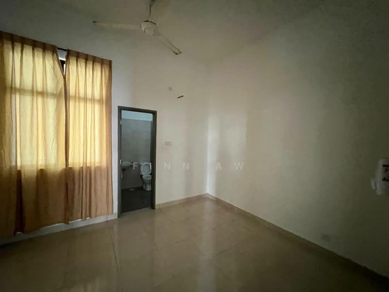 Cluster House for Sale in Skudai (Johor) - Finn Aw - Bathroom - PropertyGuru.com.my