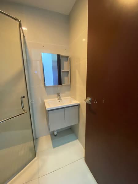 Condominium for Rent at Kings Bay @ Country Garden Danga Bay - Claire Lai - Bathroom - PropertyGuru.com.my