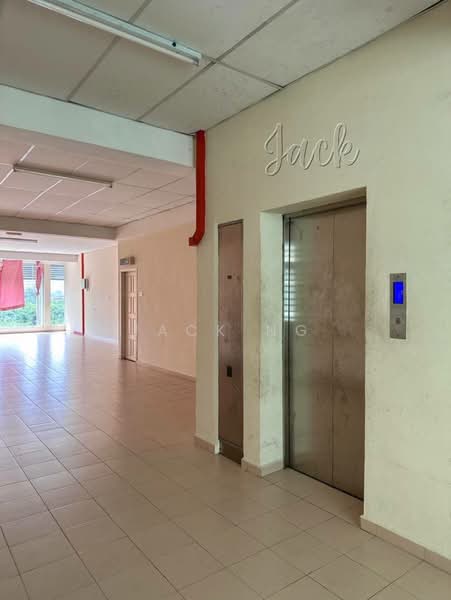 Shop / Office for Rent in Raja Uda (Butterworth) - Jack Ng - Corridor - PropertyGuru.com.my