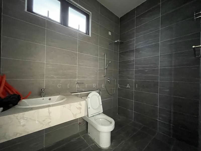Semi-Detached House for Sale in Iskandar Puteri (Nusajaya) (Johor) - Claire Lai - Bathroom - PropertyGuru.com.my
