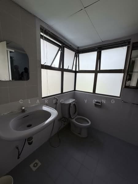 Condominium for Rent at Palmville Resort Condominium - Clarice Yong - Bathroom - PropertyGuru.com.my