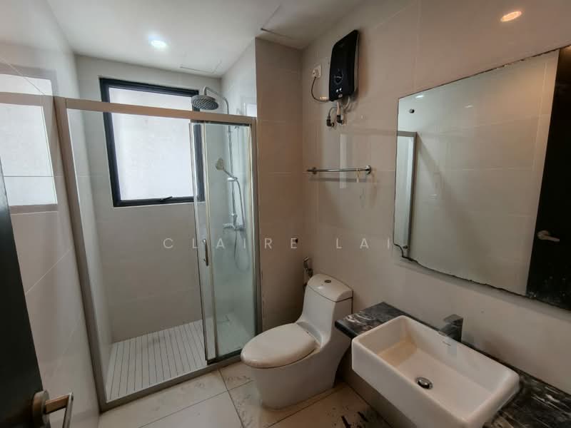 Kondominium untuk Dijual di Bay Point @ Country Garden Danga Bay - Claire Lai - Bathroom - PropertyGuru.com.my