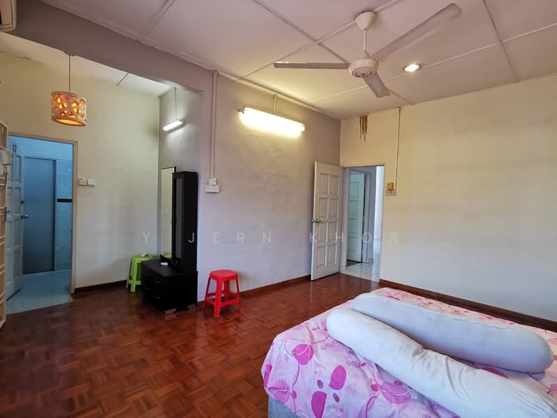 Semi-Detached House for Sale in Alma (Bukit Mertajam) - Y Jern Khor - Bedroom - PropertyGuru.com.my