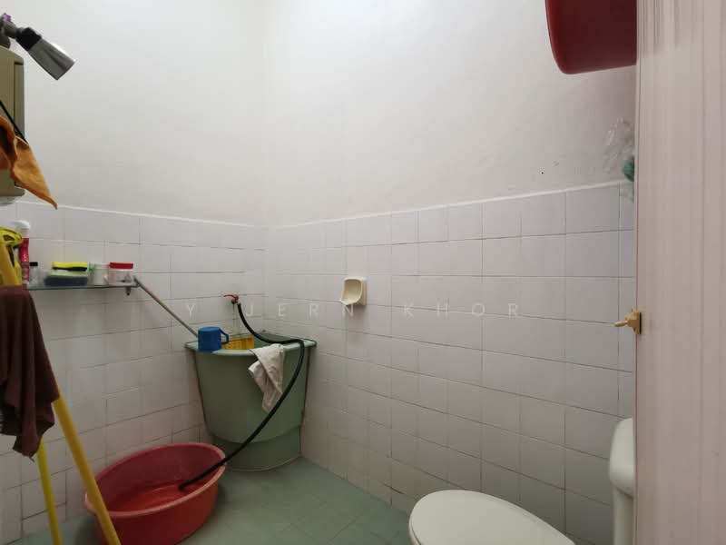 Semi-Detached House for Sale in Alma (Bukit Mertajam) - Y Jern Khor - Bathroom - PropertyGuru.com.my