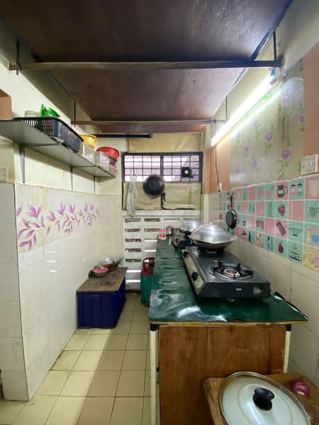Apartment for Sale at Pangsapuri Arista - Amirun Kinanah - Kitchen - PropertyGuru.com.my