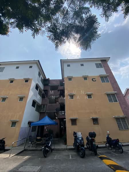 Apartment for Sale at Pangsapuri Arista - Amirun Kinanah - Exterior - PropertyGuru.com.my