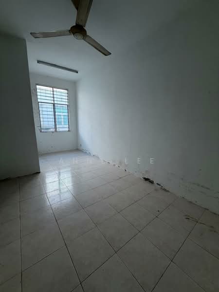 Rumah Teres 2 Tingkat untuk Disewa di Tanjung Bungah (Penang) - Anne Lee - Bedroom - PropertyGuru.com.my